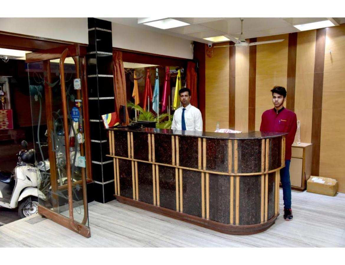 Hotel Dwarka, Nagpur Exterior foto