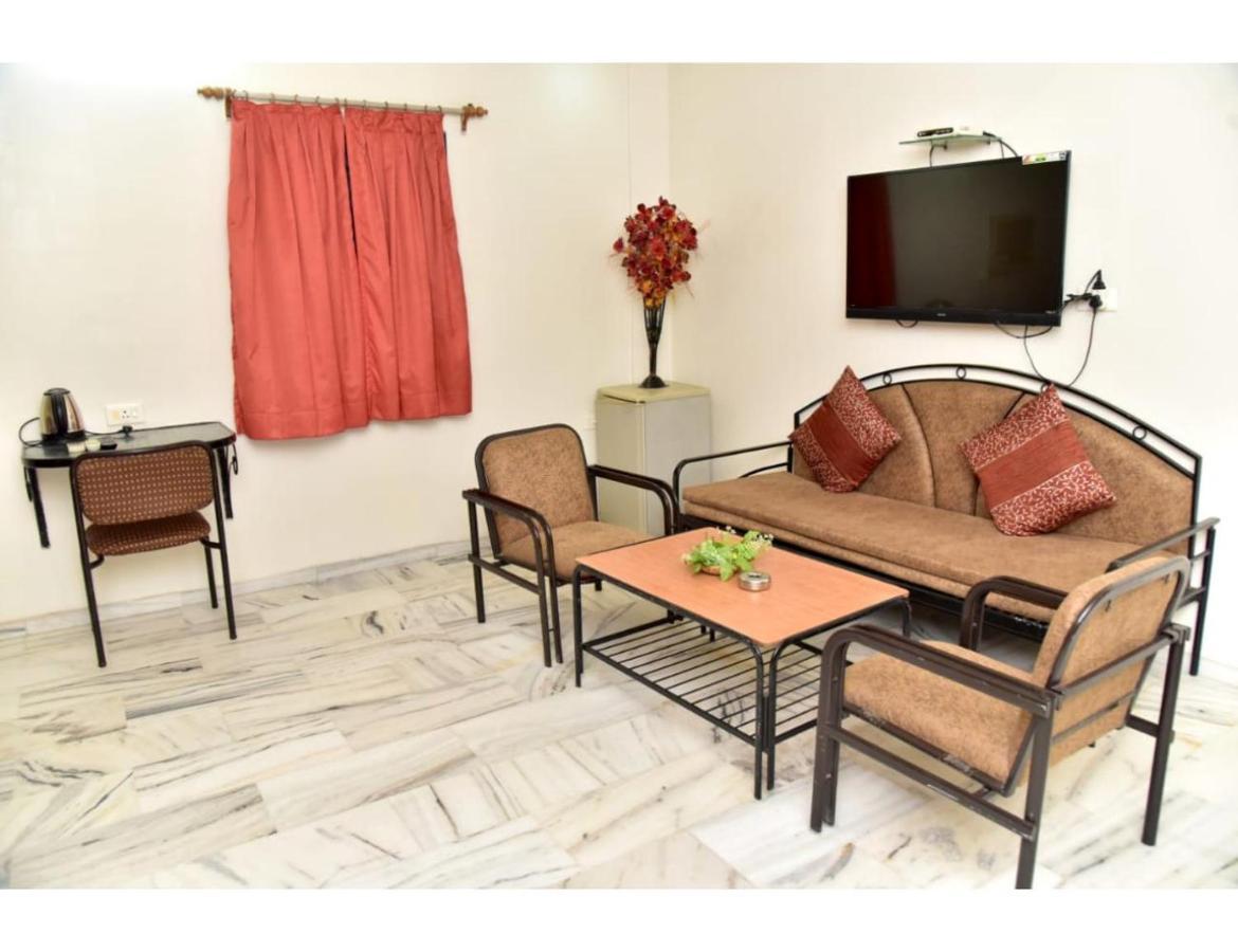 Hotel Dwarka, Nagpur Exterior foto
